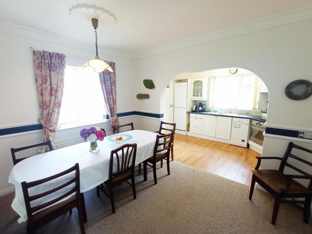 Villa Fjell2Sea à Newcastle  Extérieur photo